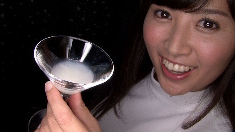 川崎亜里沙のグラスザーメン溜め飲みごっくん精飲