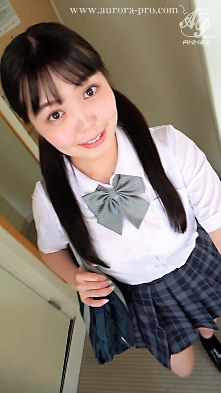 双葉あゆかの制服コスプレ