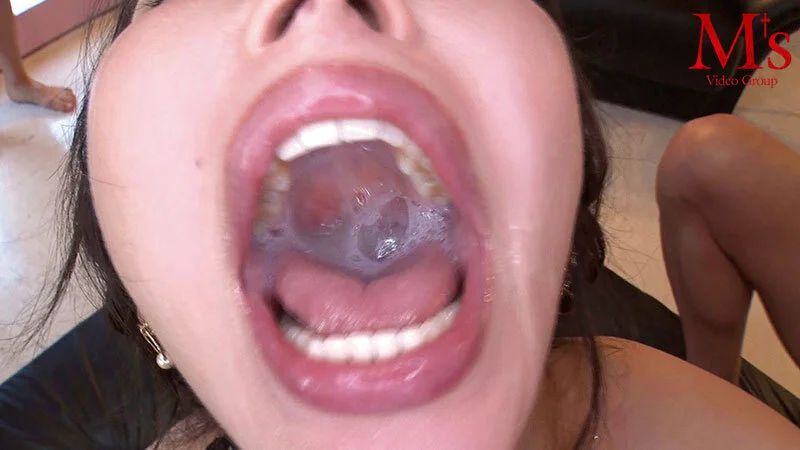 激かわ美女の濃厚ザーメン口内射精ごっくん精飲