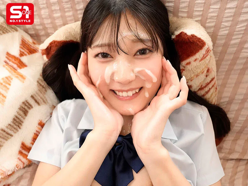 初美なのかの制服コスプレ濃厚ザーメンぶっかけ顔射